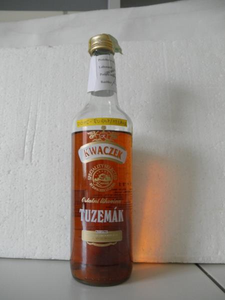 TUZEMÁK alc. 40 % vol., 0,5 l