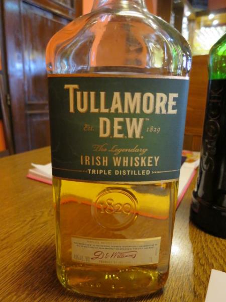 TULLAMORE D.E.W. IRISH WHISKEY