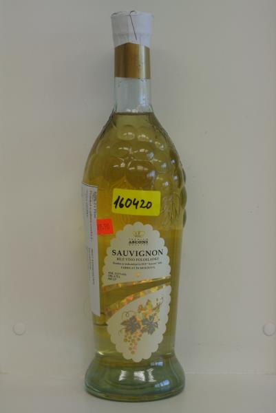 Sauvignon, bílé víno polosladké, alk.11,0% obj.