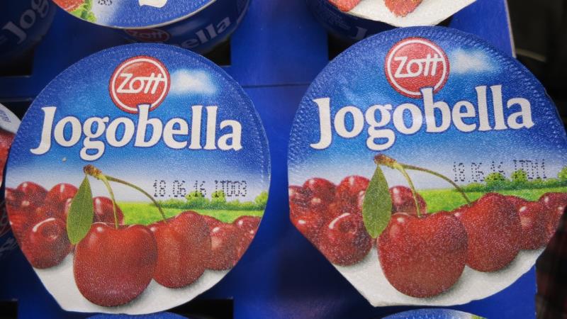 Zott Jogobella višeň