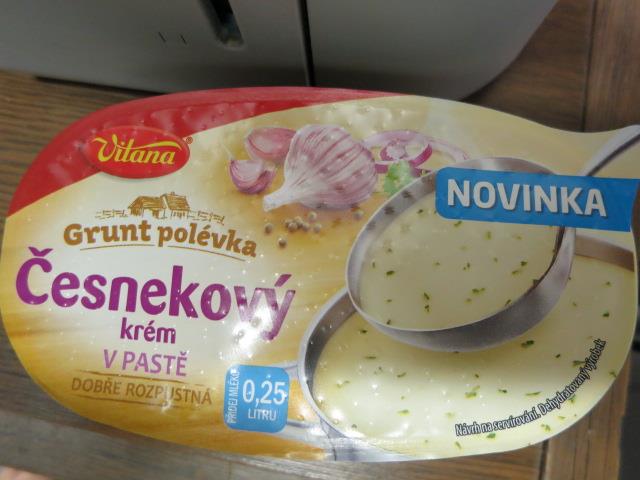 Česnekový krém, dehydratovaný výrobek, polévka v pastě.