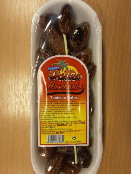 Tunisian Dates, Datle proslazené s peckou