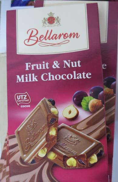 Bellarom Fruit & Nut Milk Chocolate - smetanová čokoláda s rozinkami a oříšky