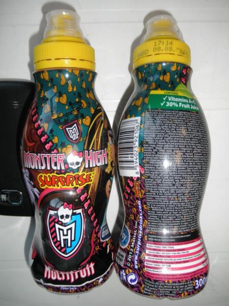MONSTER HIGH SURPRISE Nesycený ovocný nápoj  obohacený vitamíny C a A