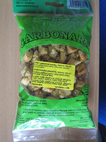 Salátové krutónky Carbonara