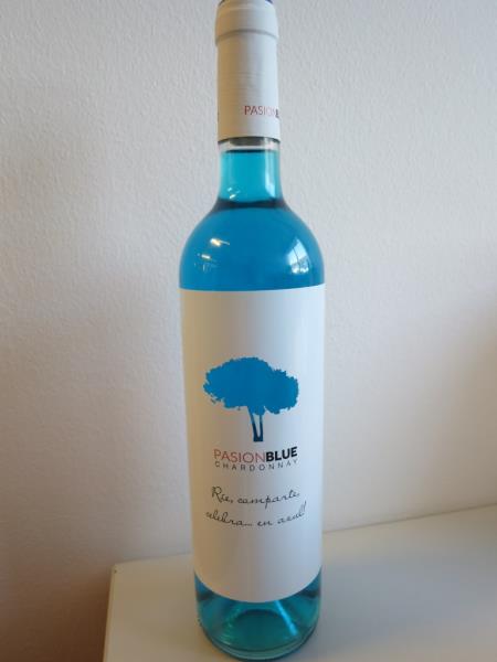 PASIONBLUE CHARDONNAY, alkoholický nápoj na bázi révového vína, alk. 11% obj.