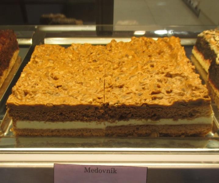 MEDOVNÍK