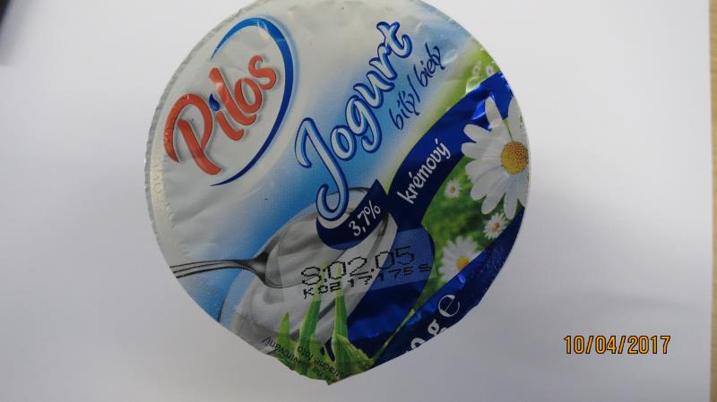 Pilos jogurt bílý krémový 3,7%