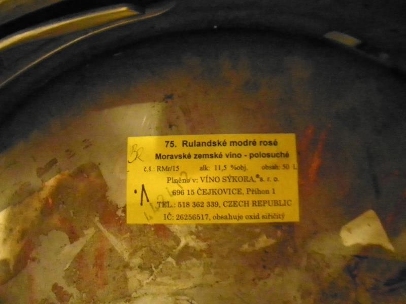 RULANDSKÉ MODRÉ ROSÉ, MORAVSKÉ ZEMSKÉ VÍNO - POLOSUCHÉ, ALK. 11,5% OBJ.,