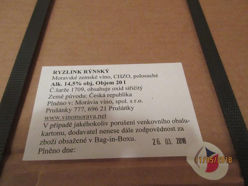 RYZLINK RÝNSKÝ, Moravské zemské víno, polosuché, Alk. 14,5% obj, Země původu: Česká republika, Plněno v: Morávia víno, spol. s r.o.
