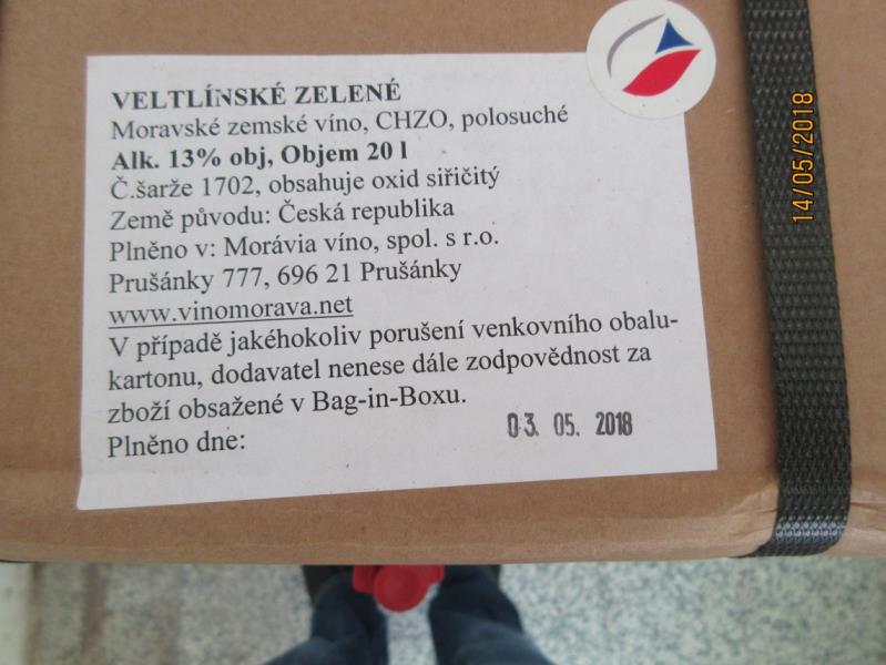 VELTLÍNSKÉ ZELENÉ, Moravské zemské víno, polosuché, Alk. 13% obj, Země původu: Česká republika, Plněno v: Morávia víno, spol. s r.o.