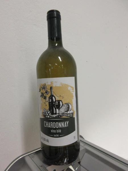 Chardonnay, víno bílé suché, alk. 11,0 % obj., víno z Itálie 