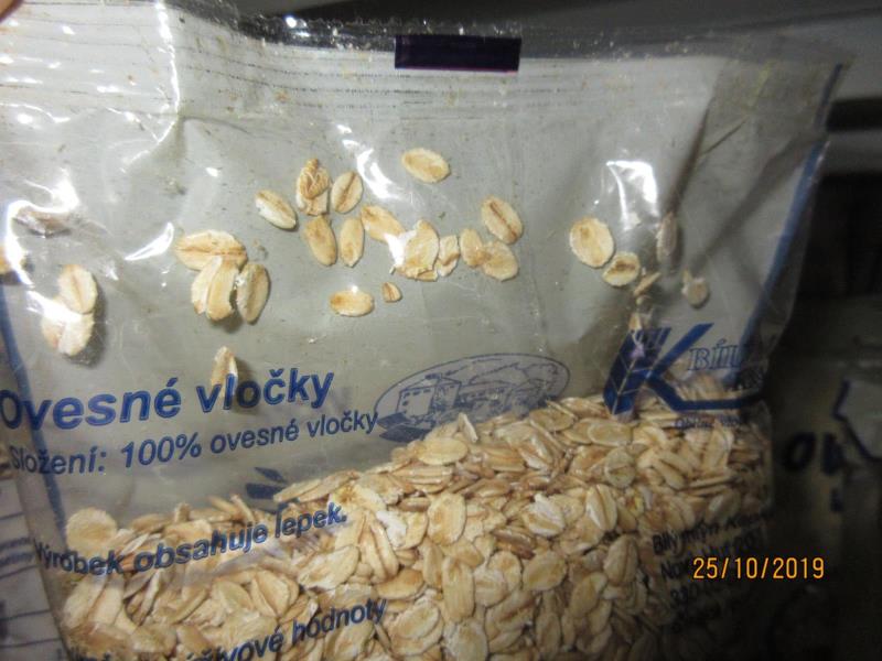 OVESNÉ VLOČKY 500 g