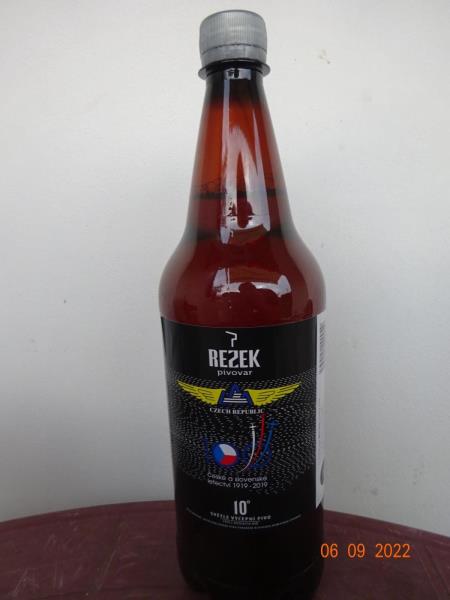 REZEK 10° SVĚTLÉ VÝČEPNÍ PIVO