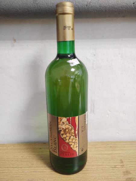 Sauvignon Blanc, IGT Venezie, víno suché, země původu Itálie, č.š. 062406, alk. 12,0 % obj.