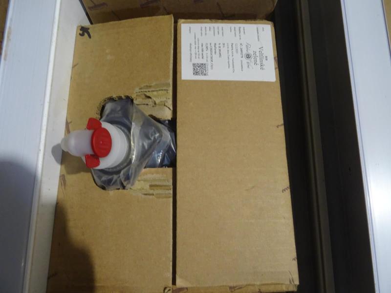 Veltlínské zelené víno bílé suché, provenience Maďarsko, alk. 11,5 % obj.