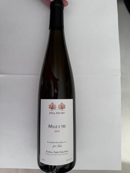 Mille e tre - moravské zemské víno, bílé, suché, alk. 13,0%obj., víno z České republiky
