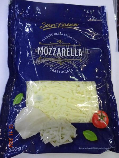 SÝR MOZZARELLA STROUHANÁ, 200 g - polotvrdý přírodní sýr strouhaný.