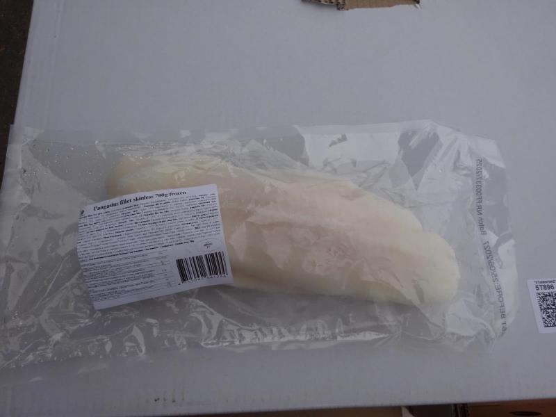 Pangasius fillet skinless 700 g frozen