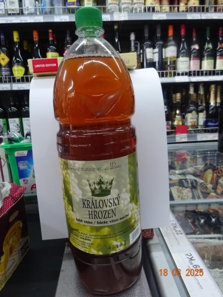 KRÁLOVSKÝ HROZEN bílé víno suché 2 l