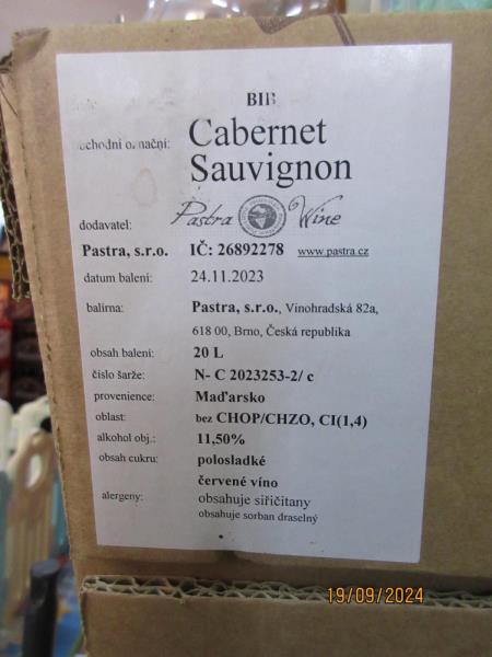 Cabernet Sauvignon, víno červené, polosladké, alk. 11,5% obj., Maďarsko