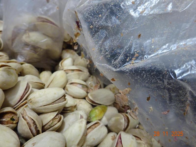 Pistácie neloupané pražené solené