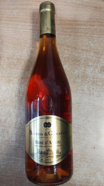 Rosé D´Anjou, Appellation Rosé D´Anjou Controlée, vin rose . rose wine, 10,5 % vol.,  product of France . produit de France
